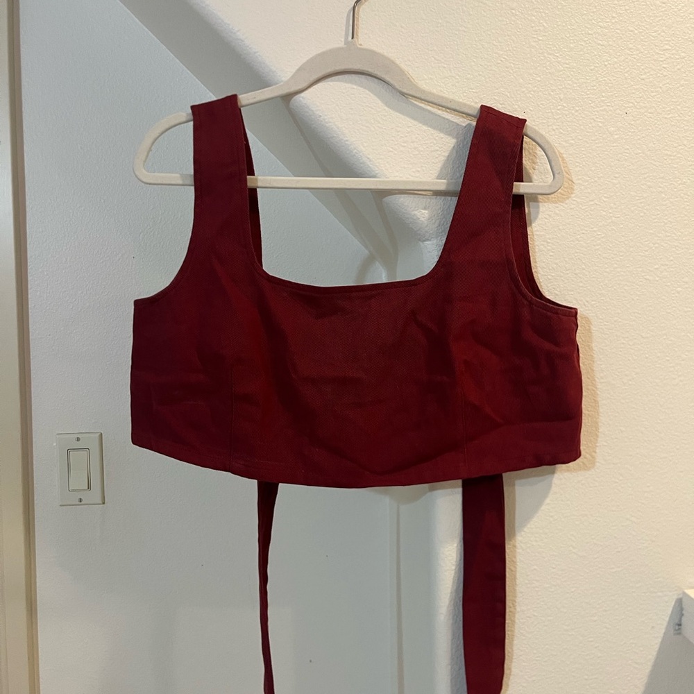 Maroon crop top with tie